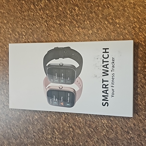 NEW Smart Watch Fitness Tracker NWT